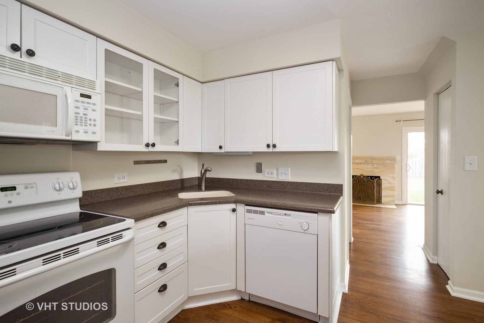 9 Bright Ridge Drive Schaumburg, IL 60194 - Photo 5 of 14