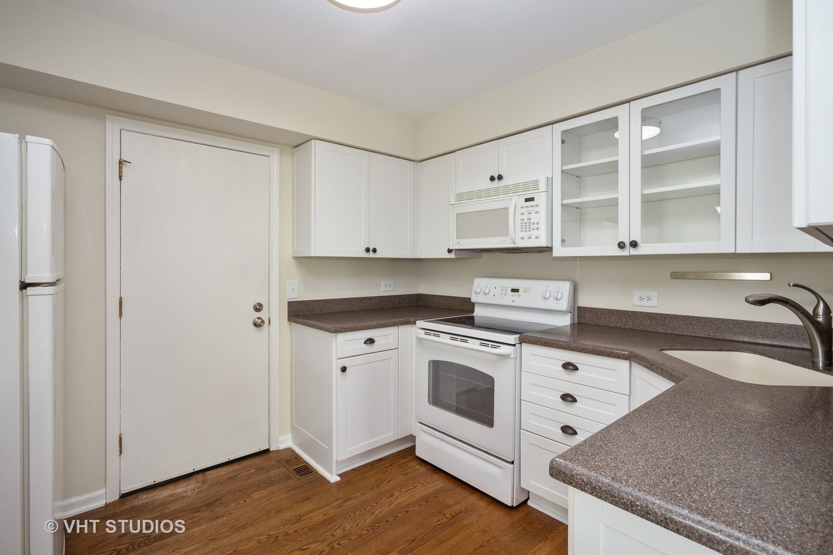 9 Bright Ridge Drive Schaumburg, IL 60194 - Photo 6 of 14