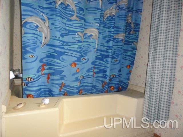 12960 Mansfeldt Road Baraga, MI 49908 - Photo 17 of 18 Gallery Image 17
