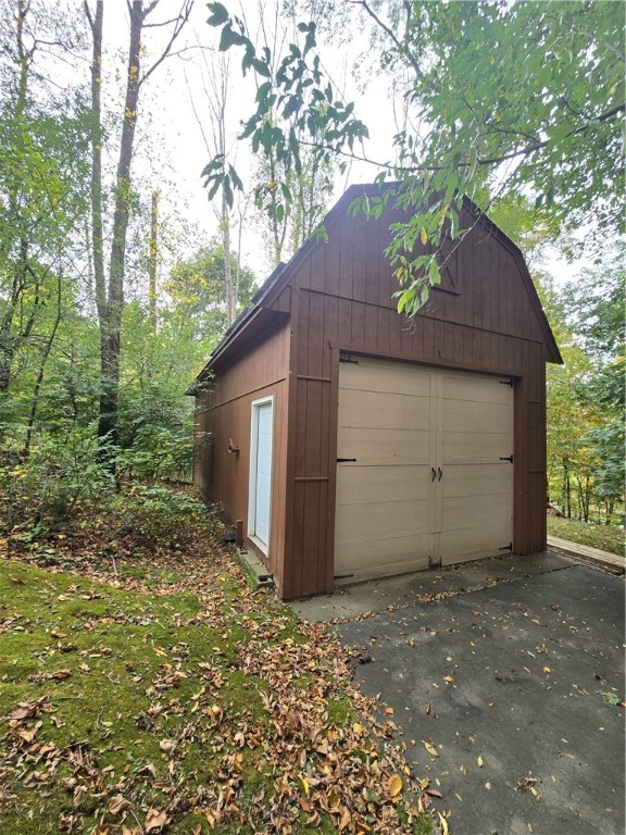 381 Woonsocket Hill Road North Smithfield, RI 02896 - Photo 39 of 46 Gallery Image 39
