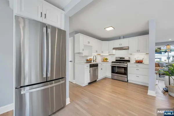 $689,000 | 1 Crestwood Lane, Clark, NJ 07066