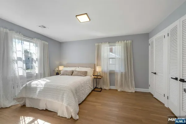 $689,000 | 1 Crestwood Lane, Clark, NJ 07066