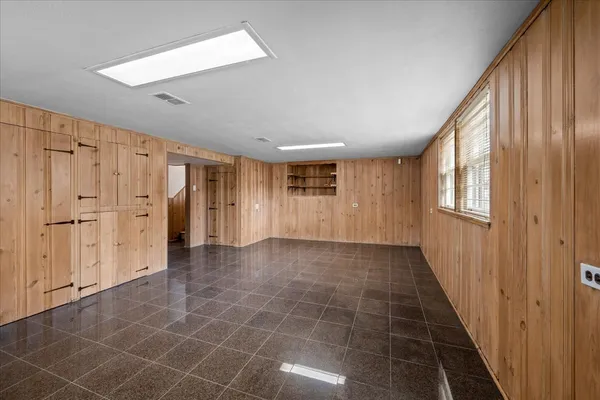 $489,000 | 7012 North Kenton Avenue, Lincolnwood, IL 60712