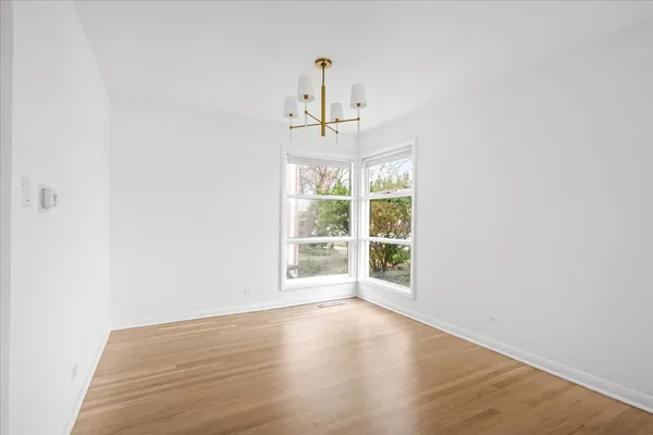 $489,000 | 7012 North Kenton Avenue, Lincolnwood, IL 60712