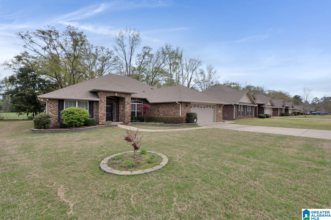 137 Golden Meadows Drive Alabaster, AL 35007 - Photo 5 of 33