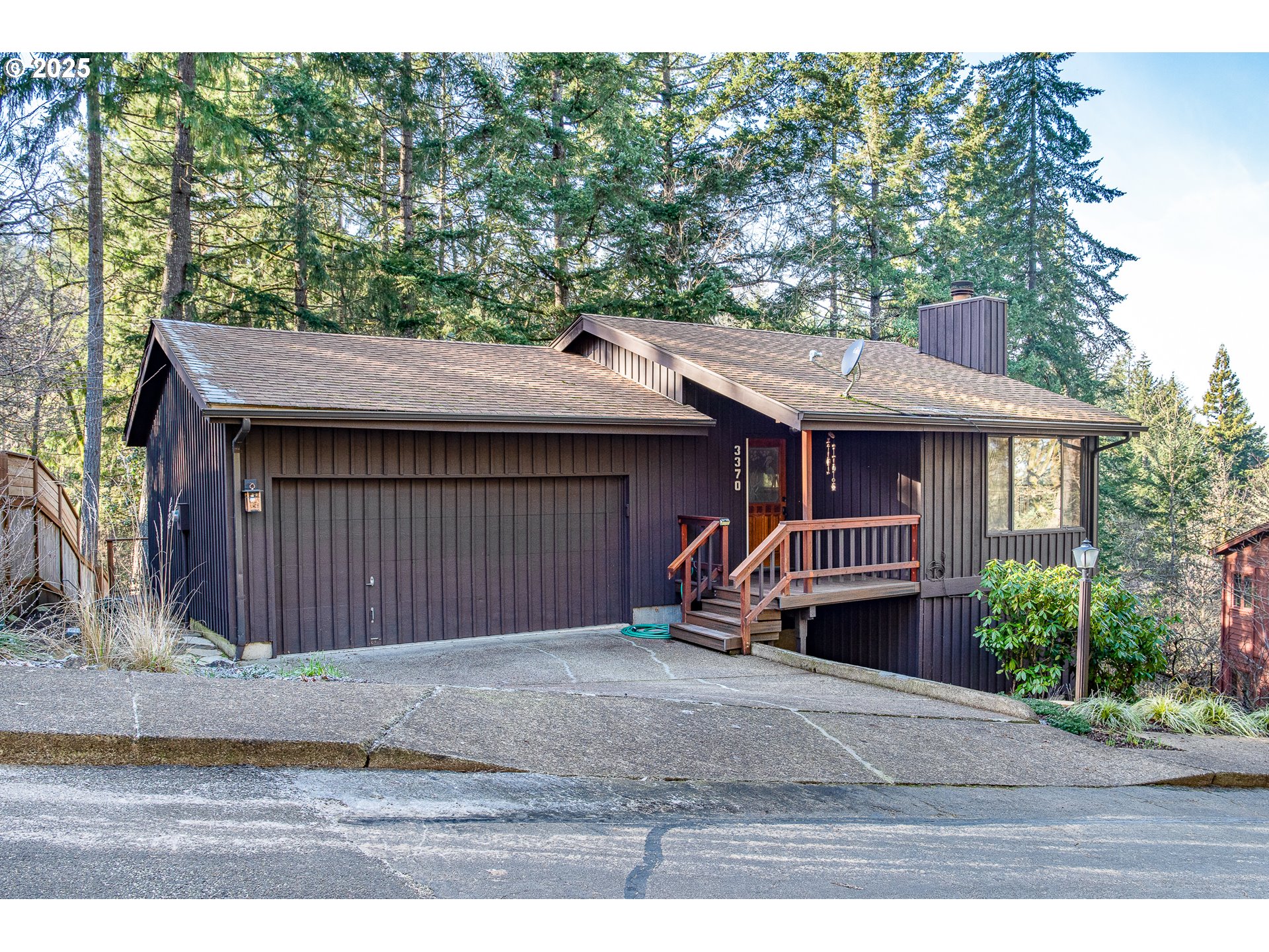 3370 Videra Drive Eugene, OR 97405 - Photo 3 of 43