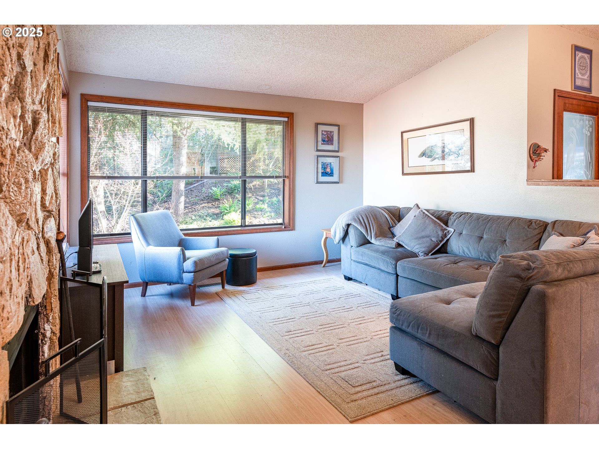 3370 Videra Drive Eugene, OR 97405 - Photo 10 of 43
