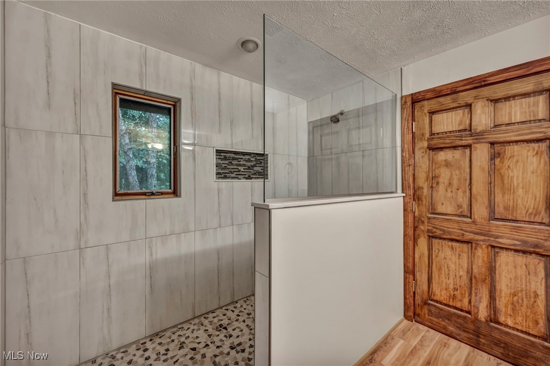 38038 Ridge Road Willoughby, OH 44094 - Photo 12 of 24 Gallery Image 12