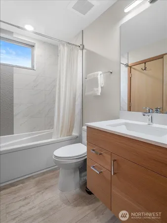 $778,000 | 5017 Fauntleroy Way Southwest, Unit B, Seattle, WA 98136