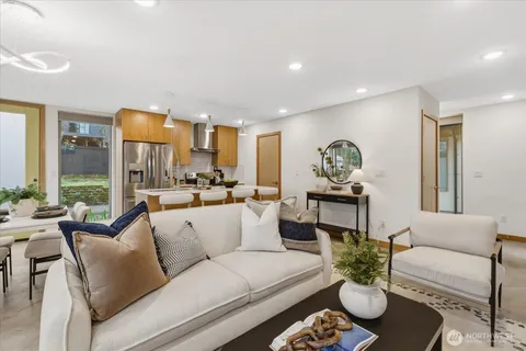 $778,000 | 5017 Fauntleroy Way Southwest, Unit B, Seattle, WA 98136
