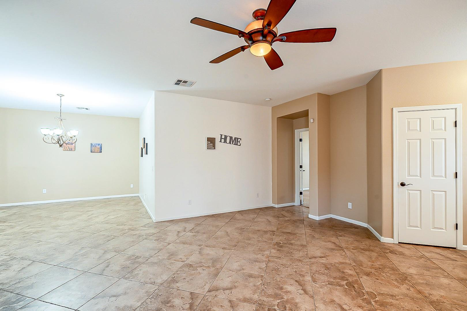 15370 West Bloomfield Road Surprise, AZ 85379 - Photo 9 of 82