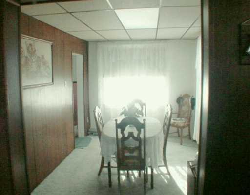 517 Cubbage Street Carnegie, PA 15106 - Photo 3 of 5 Dining Room.