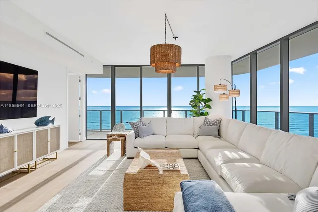 $4,598,000 | 900 North Ocean Boulevard, Unit 801, Pompano Beach, FL 33062