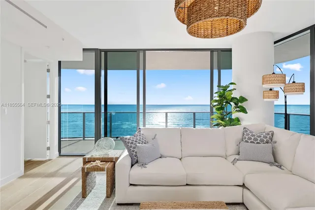 $4,598,000 | 900 North Ocean Boulevard, Unit 801, Pompano Beach, FL 33062