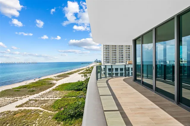 $4,598,000 | 900 North Ocean Boulevard, Unit 801, Pompano Beach, FL 33062