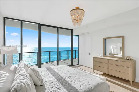 $4,598,000 | 900 North Ocean Boulevard, Unit 801, Pompano Beach, FL 33062