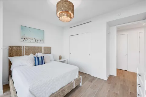 $4,598,000 | 900 North Ocean Boulevard, Unit 801, Pompano Beach, FL 33062