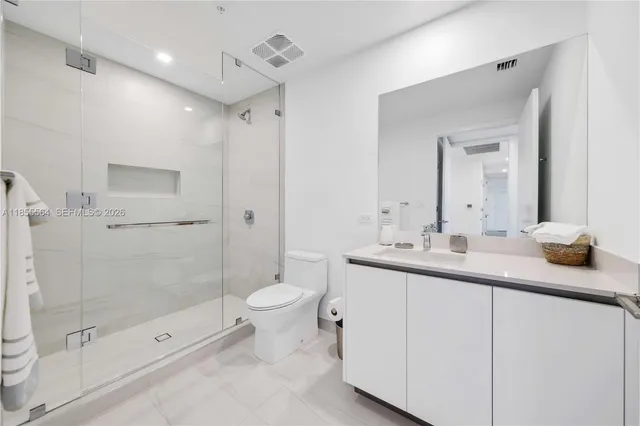 $4,598,000 | 900 North Ocean Boulevard, Unit 801, Pompano Beach, FL 33062