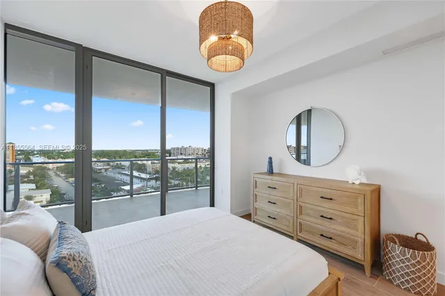 $4,598,000 | 900 North Ocean Boulevard, Unit 801, Pompano Beach, FL 33062