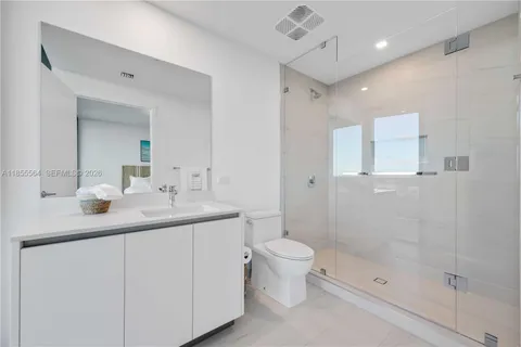 $4,598,000 | 900 North Ocean Boulevard, Unit 801, Pompano Beach, FL 33062