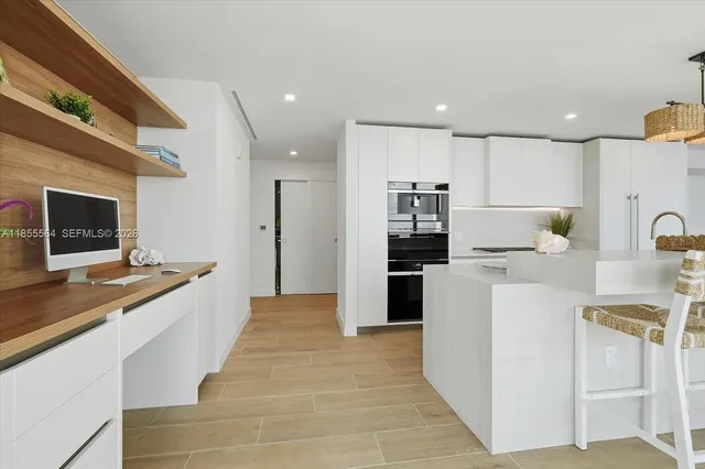 $4,598,000 | 900 North Ocean Boulevard, Unit 801, Pompano Beach, FL 33062