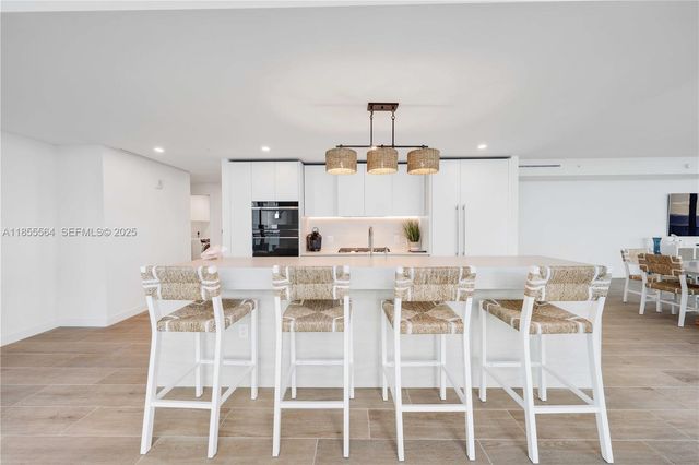 $4,598,000 | 900 North Ocean Boulevard, Unit 801, Pompano Beach, FL 33062