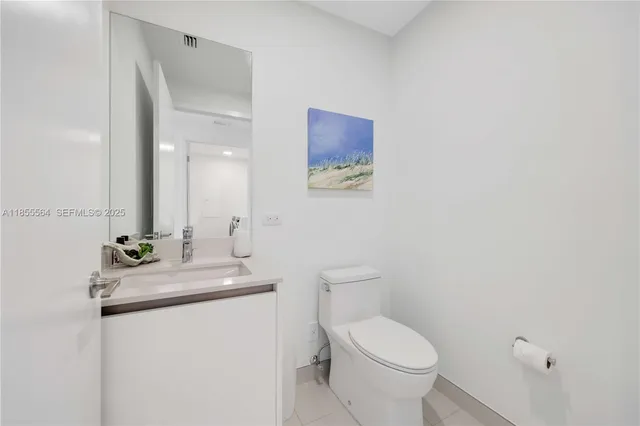 $4,598,000 | 900 North Ocean Boulevard, Unit 801, Pompano Beach, FL 33062