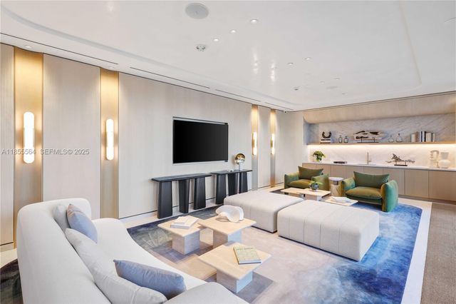 $4,598,000 | 900 North Ocean Boulevard, Unit 801, Pompano Beach, FL 33062