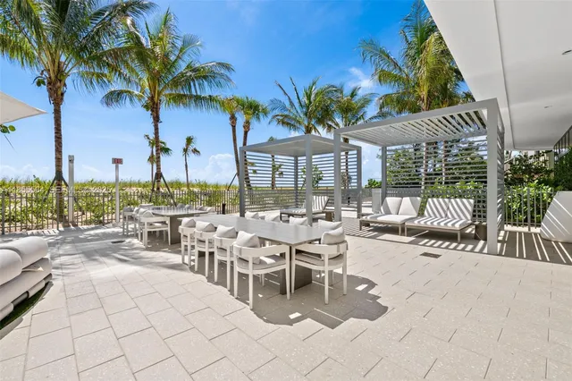 $4,598,000 | 900 North Ocean Boulevard, Unit 801, Pompano Beach, FL 33062