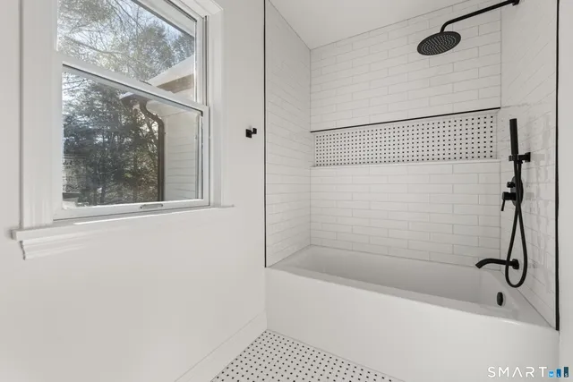 $1,695,000 | 913 Ridgefield Road, Wilton, CT 06897