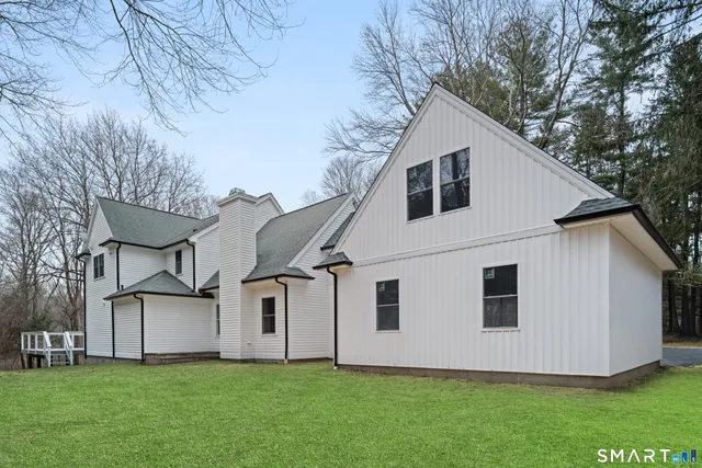 $1,695,000 | 913 Ridgefield Road, Wilton, CT 06897