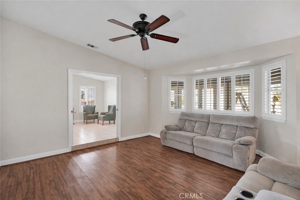 16258 Chiwi Road Apple Valley, CA 92307 - Photo 14 of 48 Den