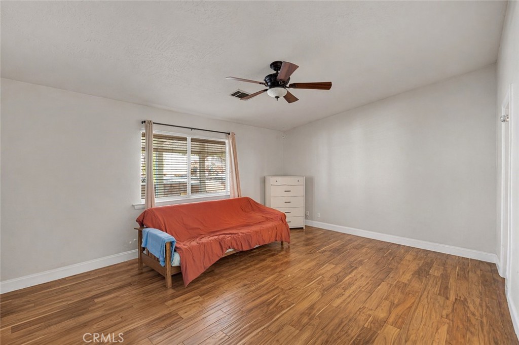 16258 Chiwi Road Apple Valley, CA 92307 - Photo 19 of 48 Main Bedroom