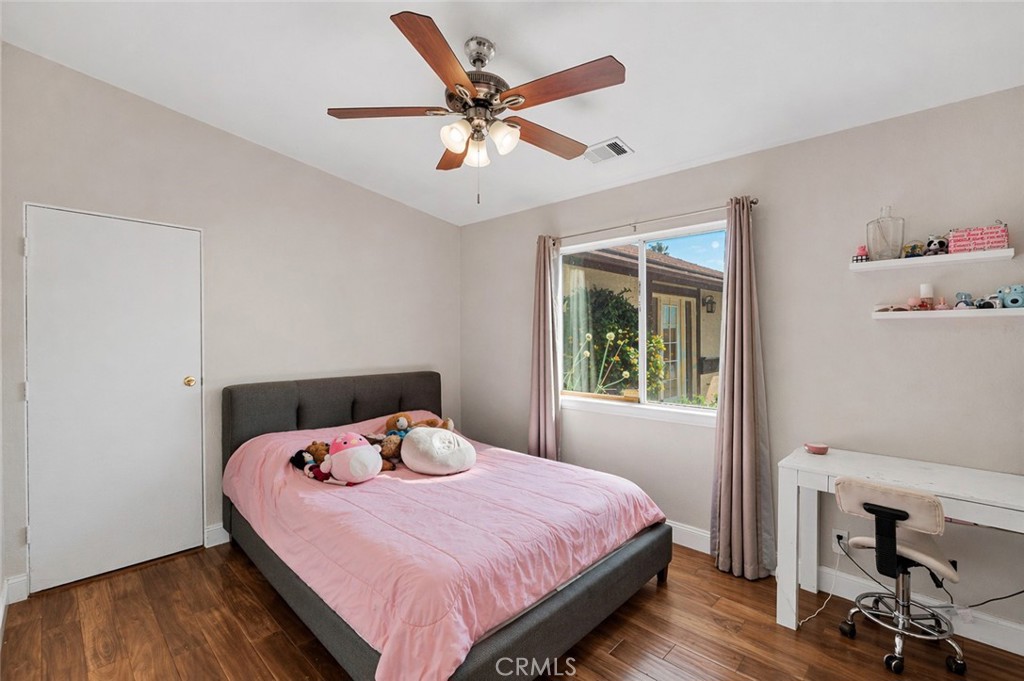 16258 Chiwi Road Apple Valley, CA 92307 - Photo 23 of 48