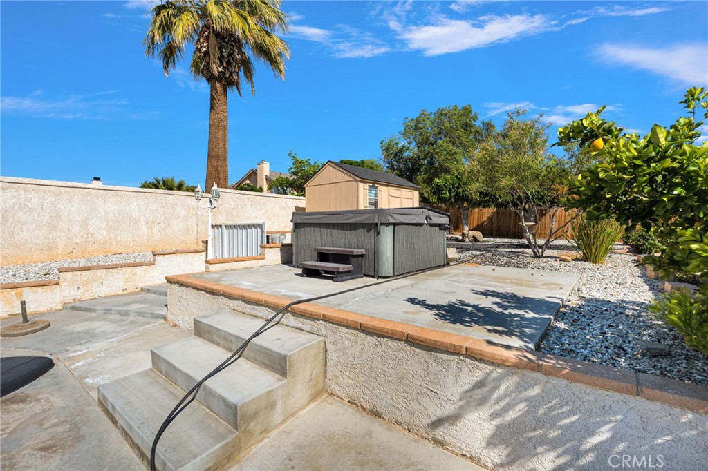 16258 Chiwi Road Apple Valley, CA 92307 - Photo 34 of 48