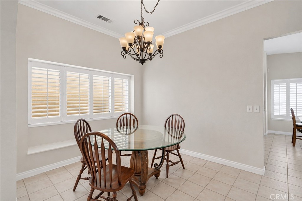 16258 Chiwi Road Apple Valley, CA 92307 - Photo 7 of 48