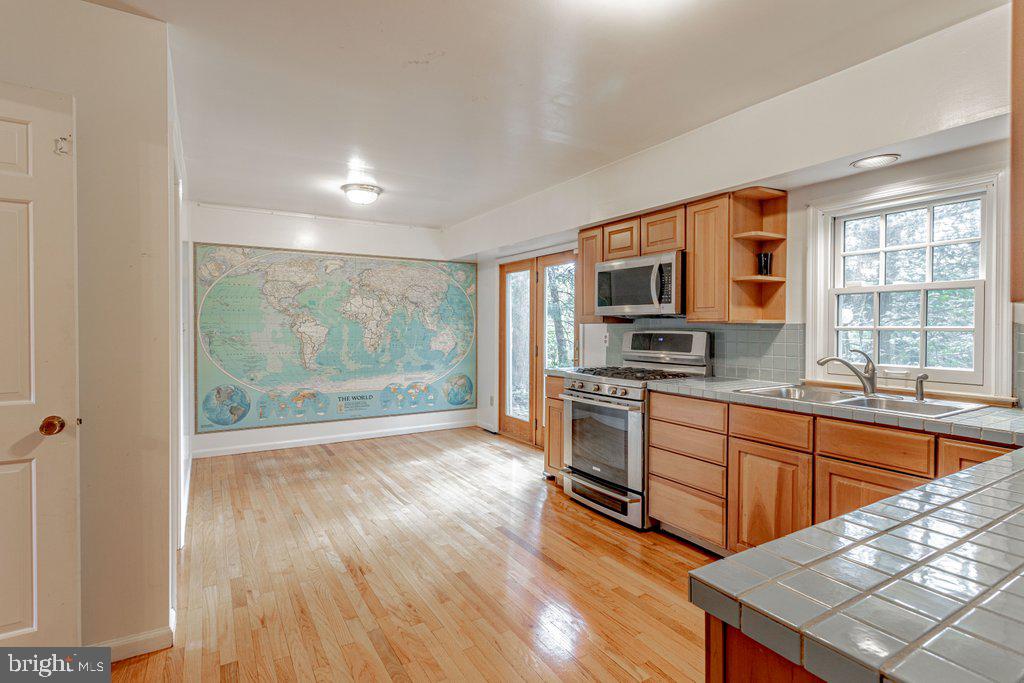 320 Westover Road Moorestown, NJ 08057 - Photo 12 of 34 Kitchen