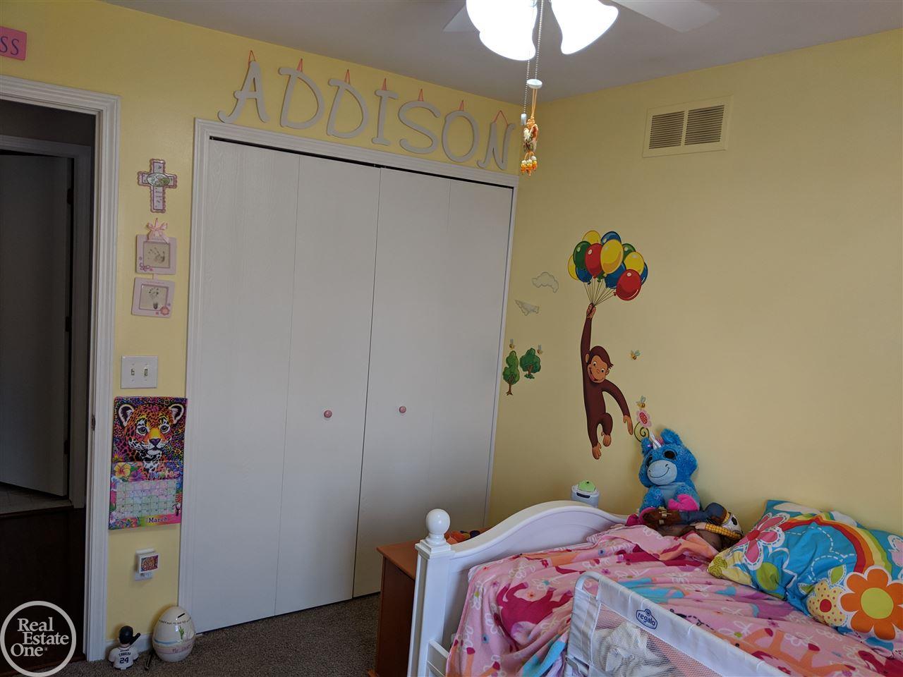 1613 Stonecrest Drive Rochester, MI 48307 - Photo 32 of 35 31373620-31.JPG