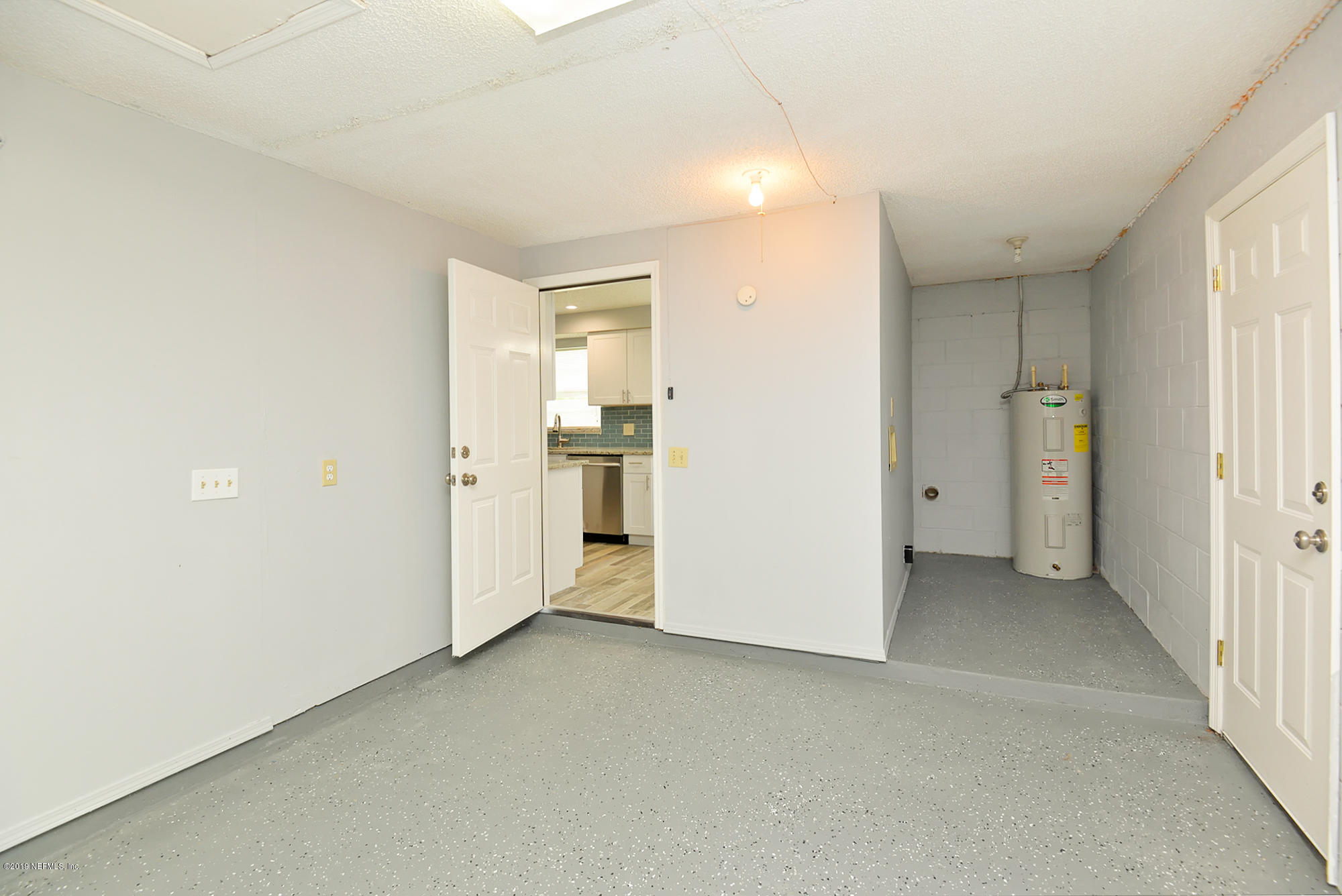 2545 Spring Lake Road West Jacksonville, FL 32210 - Photo 17 of 21 an empty room with a bathroom