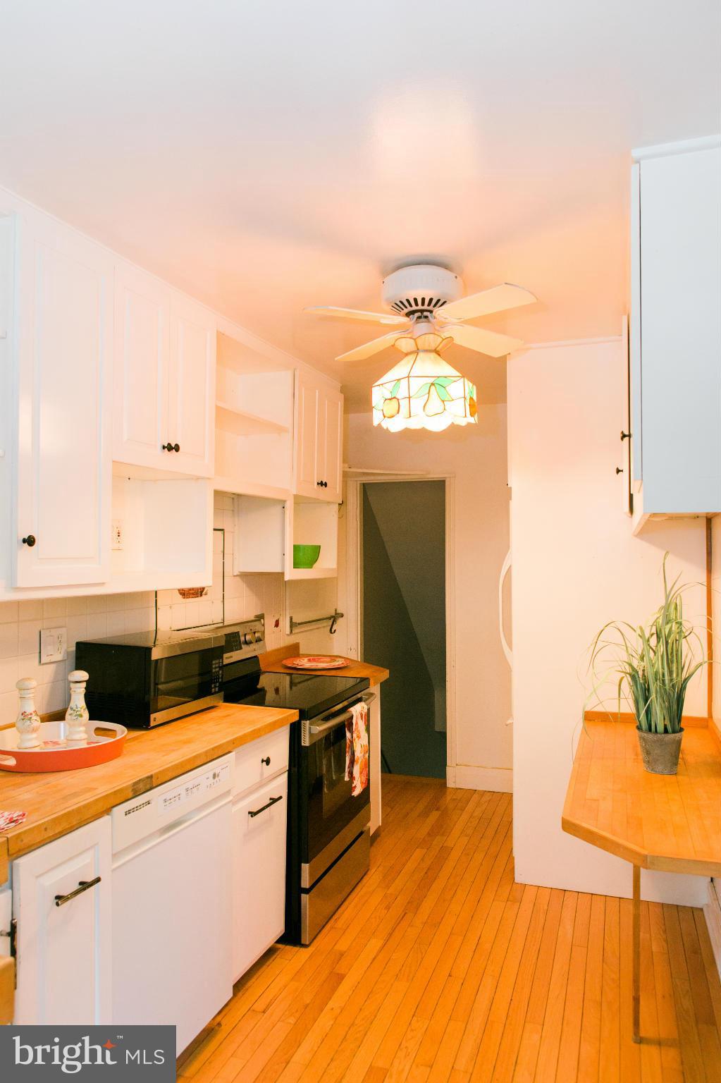 115 Overbrook Road Baltimore, MD 21212 - Photo 6 of 26 Kitchen