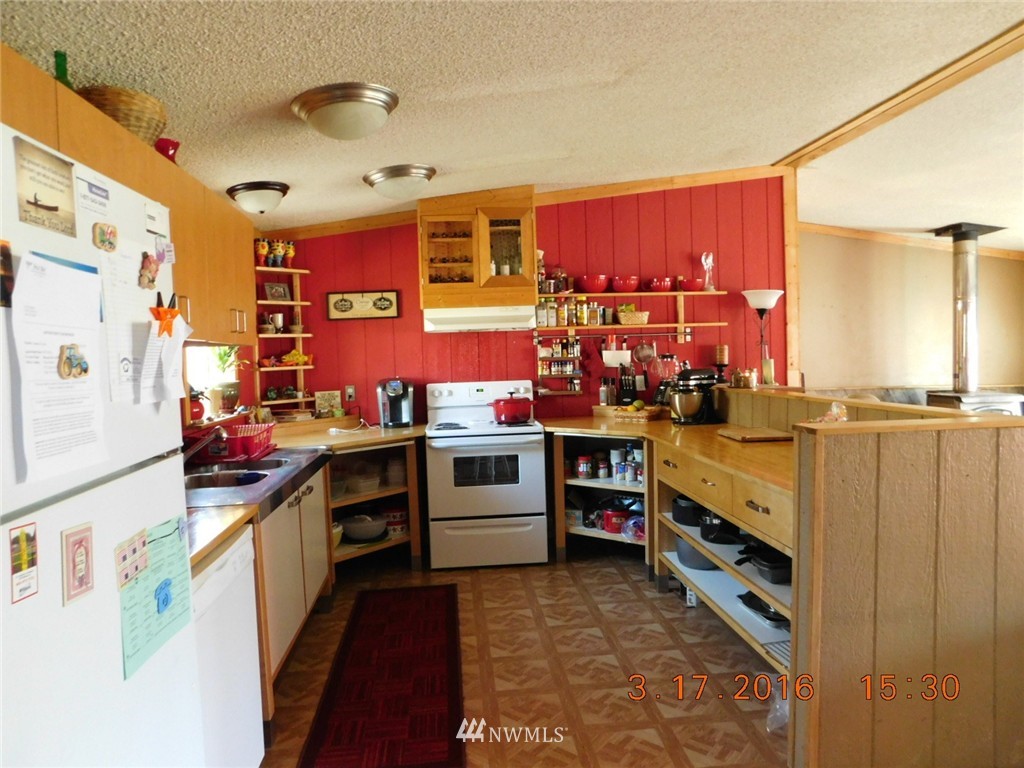 13020 Vail Road Southeast Yelm, WA 98597 - Photo 3 of 17 Gallery Image 3