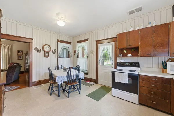 $134,000 | 504 Southeast 4th Avenue, Aledo, IL 61231