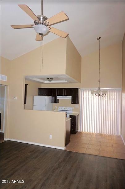 2121 West Royal Palm Road, Unit 1046 Phoenix, AZ 85021 - Photo 3 of 13 Screen Shot 2019-12-04 at 6.23.06 PM