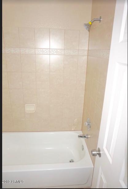 2121 West Royal Palm Road, Unit 1046 Phoenix, AZ 85021 - Photo 8 of 13 Screen Shot 2019-12-04 at 6.24.10 PM