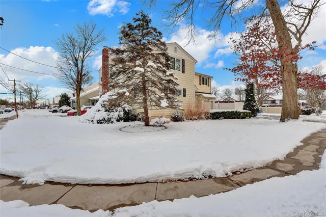 $709,000 | 199 August Road, North Babylon, NY 11703