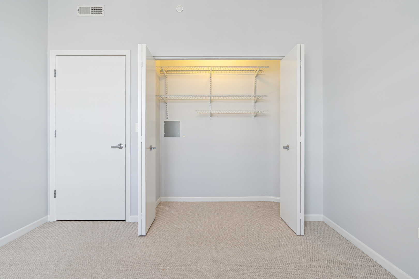 720 Prestwick Lane, Unit 404 Wheeling, IL 60090 - Photo 19 of 25