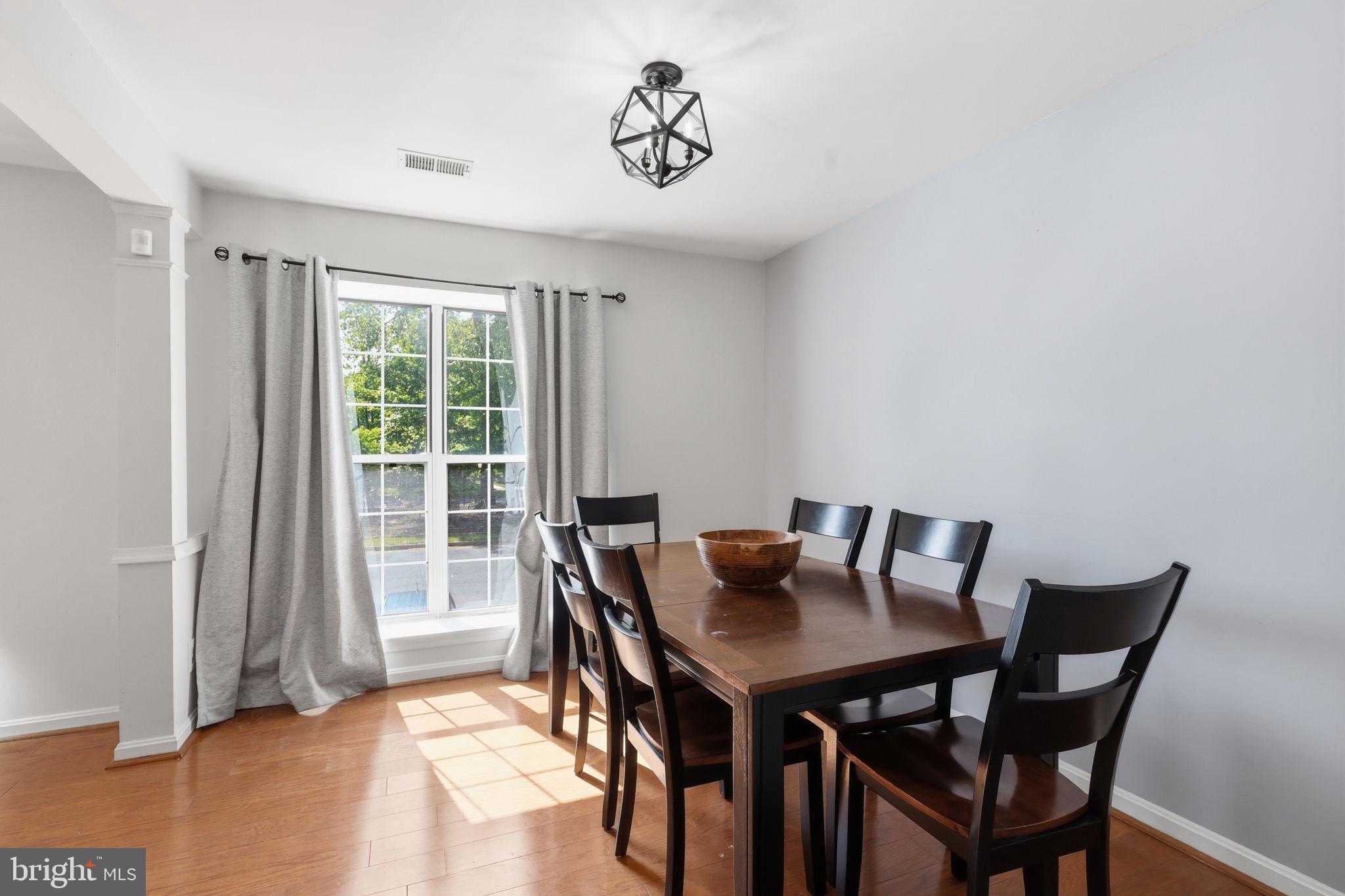 11188 Rienzi Place, Unit 201 Manassas, VA 20109 - Photo 12 of 28