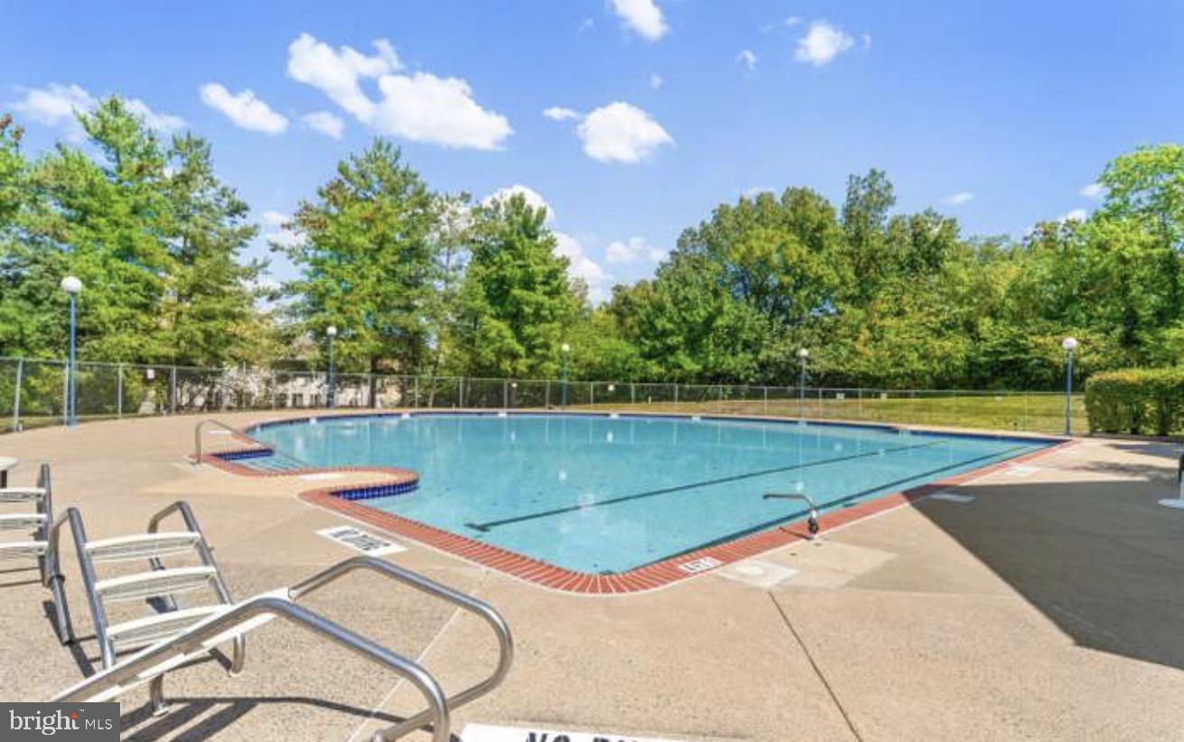 11188 Rienzi Place, Unit 201 Manassas, VA 20109 - Photo 25 of 28