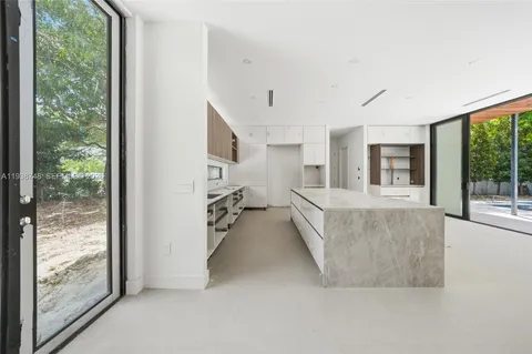 $8,950,000 | 4150 Loquat Avenue, Miami, FL 33133