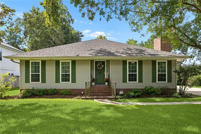2424 Mathis Street Mandeville, LA 70448 - Photo 1 of 26 Gallery Image 1
